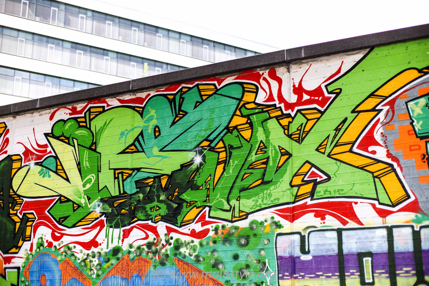 Frankfurt-Höchst_Graffiti_Süwag-Wall_2012 (14 von 35)