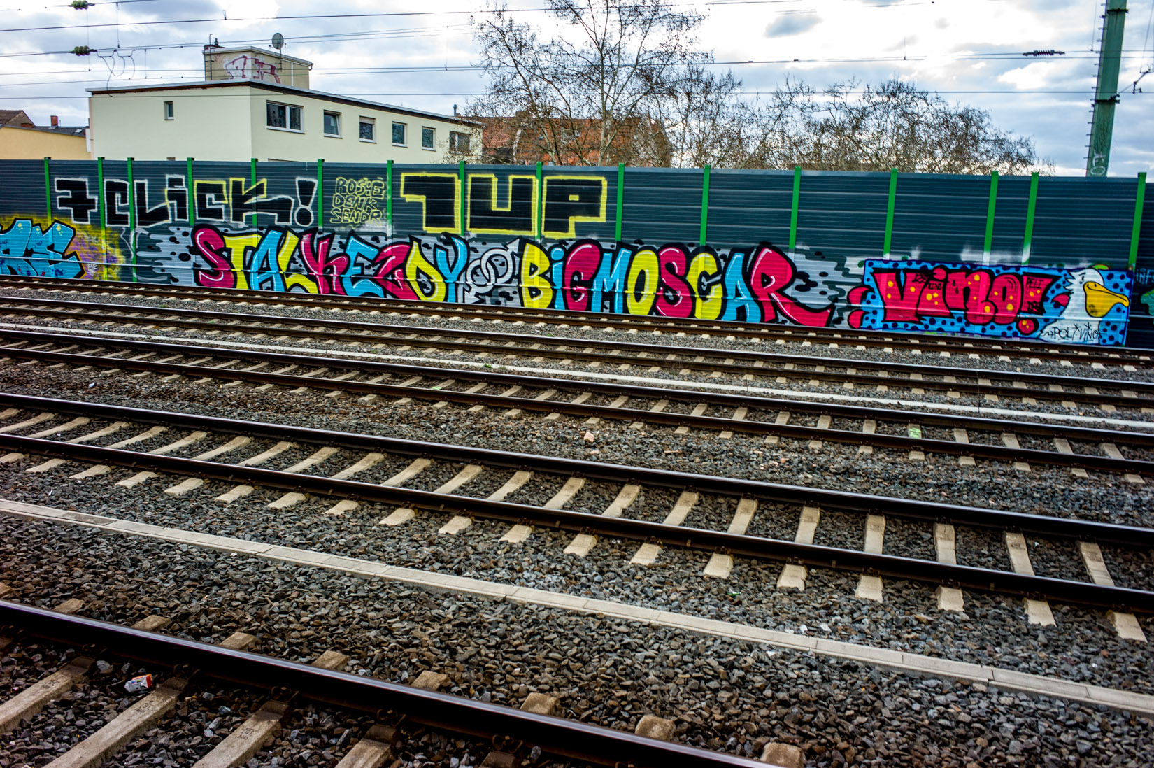Frankfurt_Graffiti_Gallus Warte_2014-03 (37 von 45)