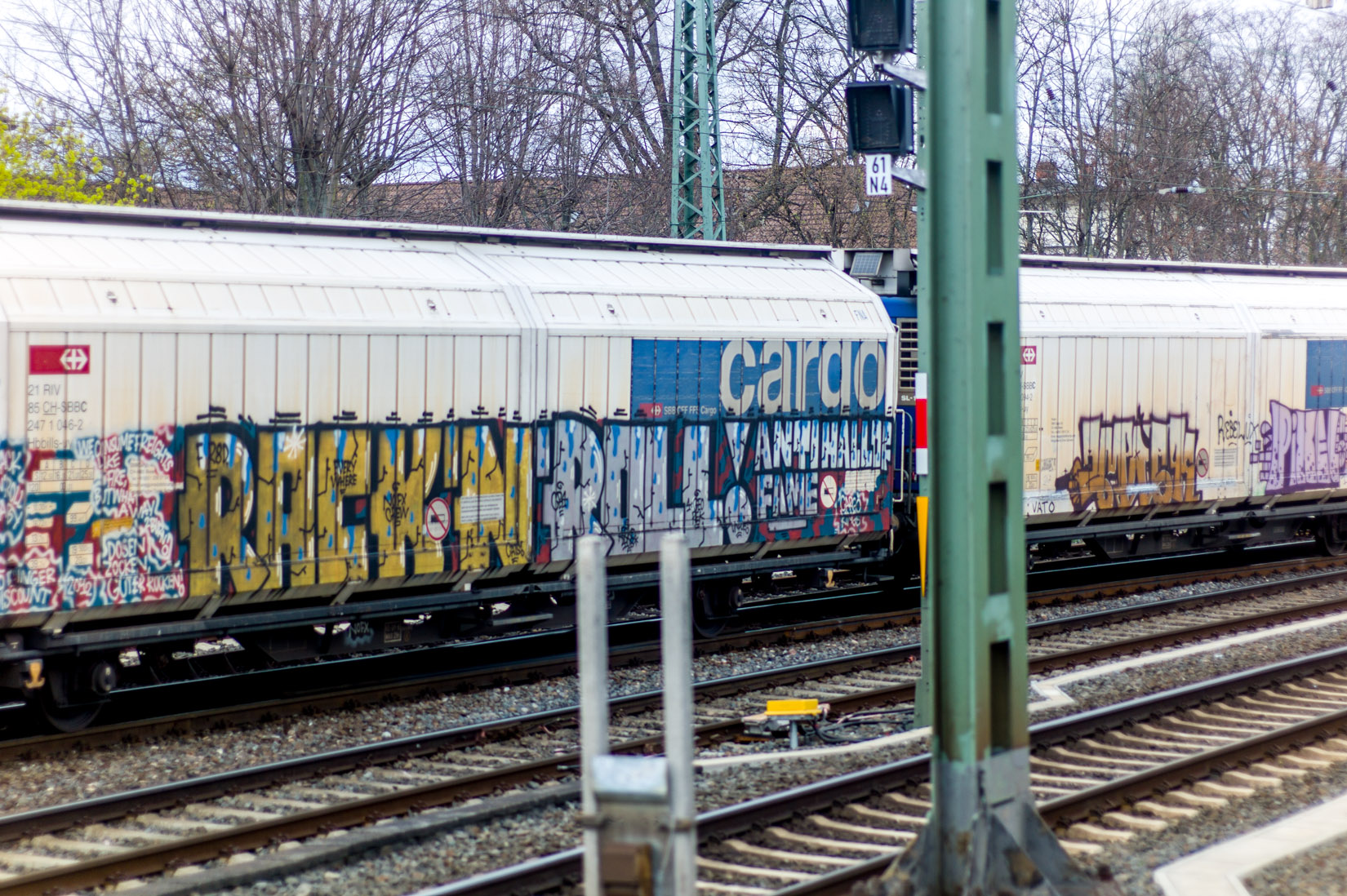 Frankfurt_Graffiti_Gallus Warte_2014-03 (42 von 45)
