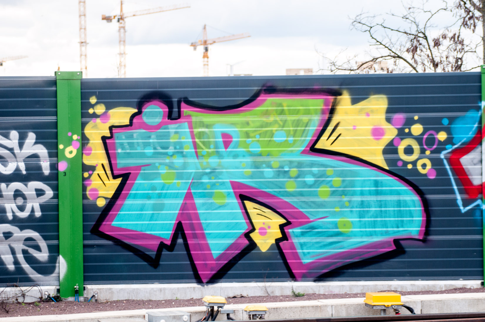 Frankfurt_Graffiti_Gallus Warte_2014-03 (5 von 45)