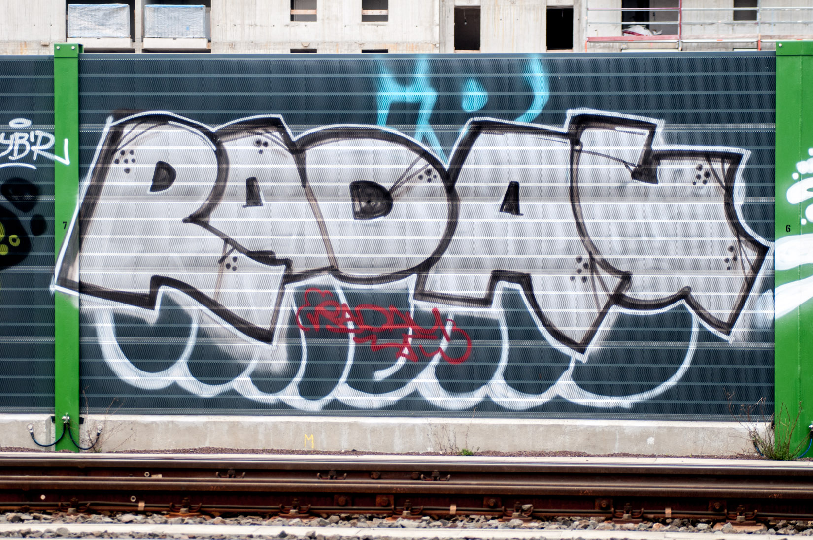 Frankfurt_Graffiti_Gallus Warte_2014-03 (8 von 45)