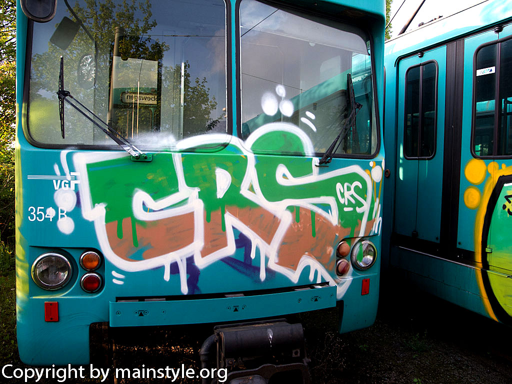 Frankfurt_Graffiti_U-Bahn_Straßenbahn_2010-2013-CRS_1
