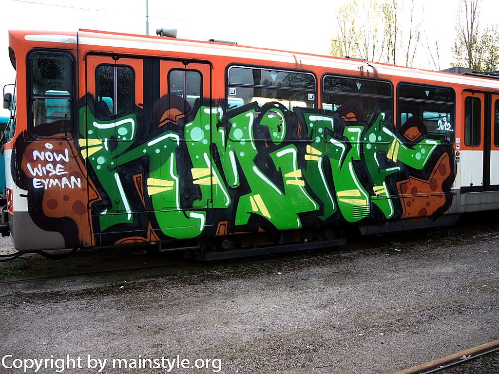Frankfurt_Graffiti_U-Bahn_Straßenbahn_2010-2013-RM_INF